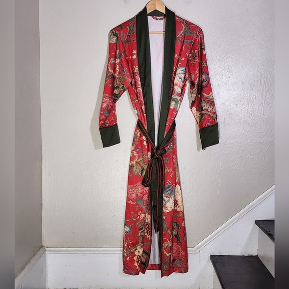 Pottery Barn Red and Green Kimono Coat with Floral Design - Picture 1 of 4